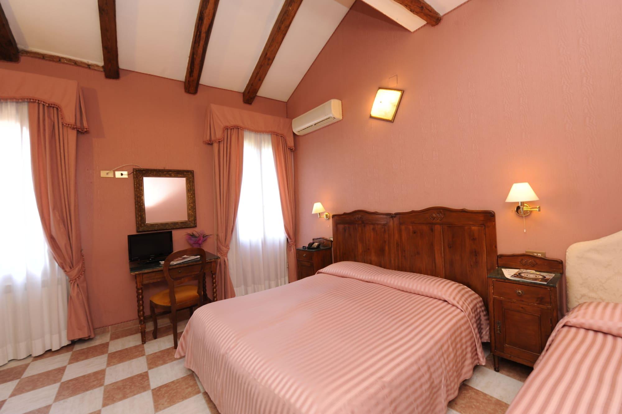 Hotel Villa Rosa Венеция Екстериор снимка