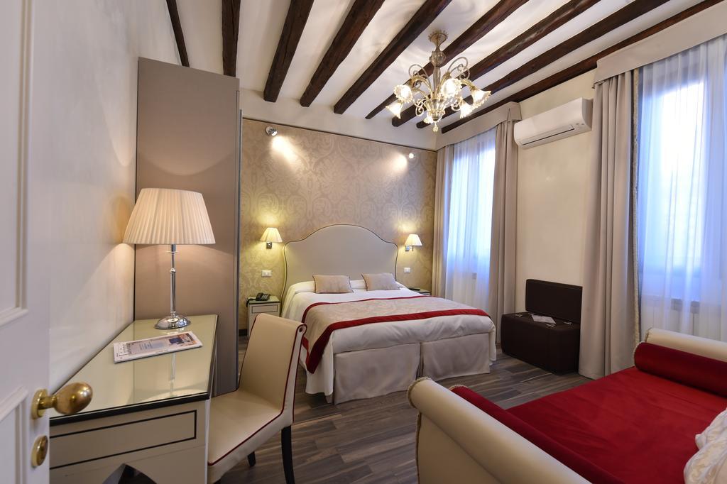 Hotel Villa Rosa Венеция Екстериор снимка